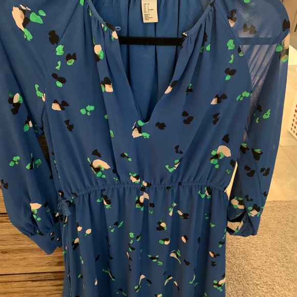 Blue midi dress - Picture 2 of 5